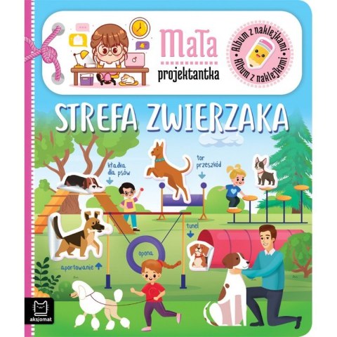 Książeczka „Mała Projektantka – Strefa Zwierzaka”, kolorowy album z naklejkami przedstawiający psy, agility i zabawy dla dzieci.