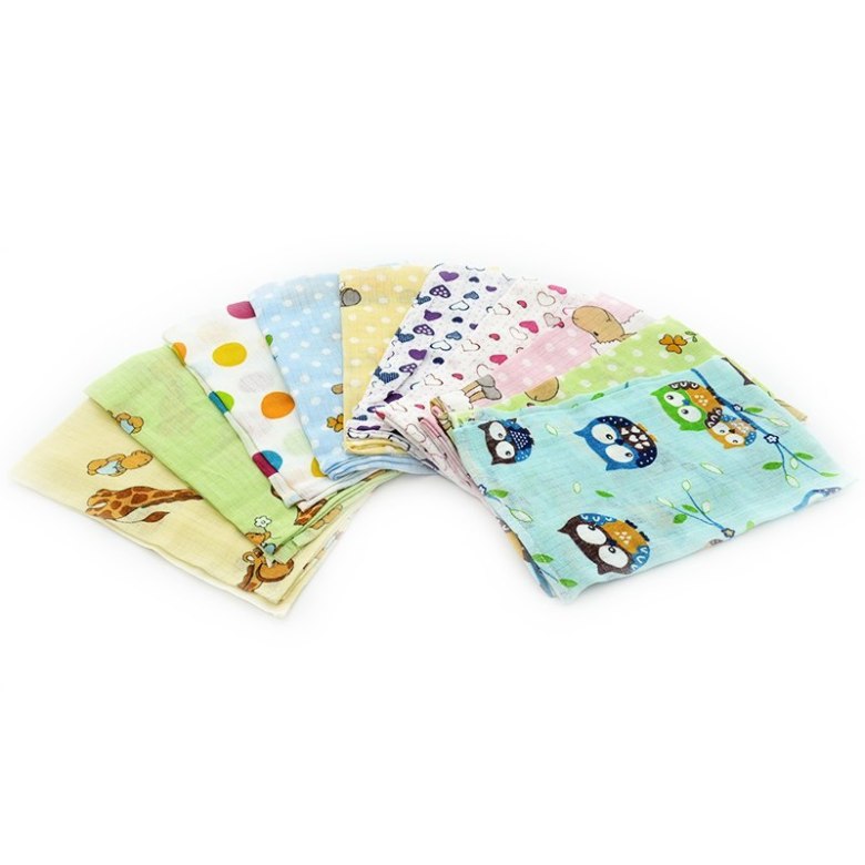 Kolorowe pieluchy tetrowe 70x80 cm z nadrukiem – zestaw bawełnianych pieluch z uroczymi wzorami dla niemowląt i noworodków